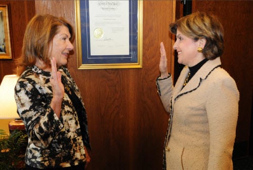 Gloria Allred sworn in as member of New York Bar